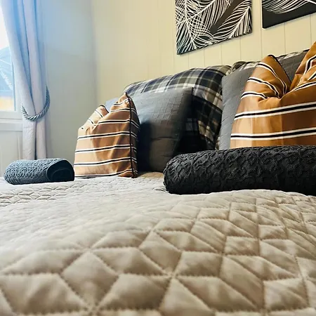 Brightside كريستينساند